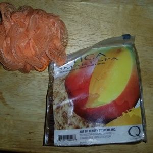 NIP QTICA MANGO LYCHEE GINGER HOME SPA SET